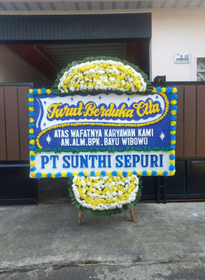Papan Bunga Duka di Lodar El